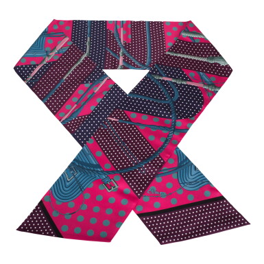 View full screen - View 1 of Lot 112. HERMÈS | "CLIC CLAC A POIS" MAXI TWILLY IN SILK.