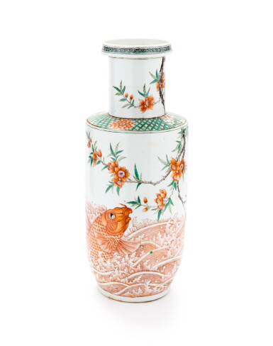 View full screen - View 1 of Lot 165. A famille verte 'carp' rouleau vase 19th century | 十九世紀 五彩鯉躍龍門紋棒槌瓶.