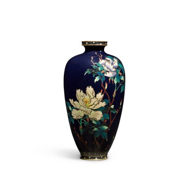 View full screen - View 1 of Lot 63. A cloisonné enamel vase | Attributed to Hayashi Kodenji (1831-1915) | Meiji period, late 19th century.