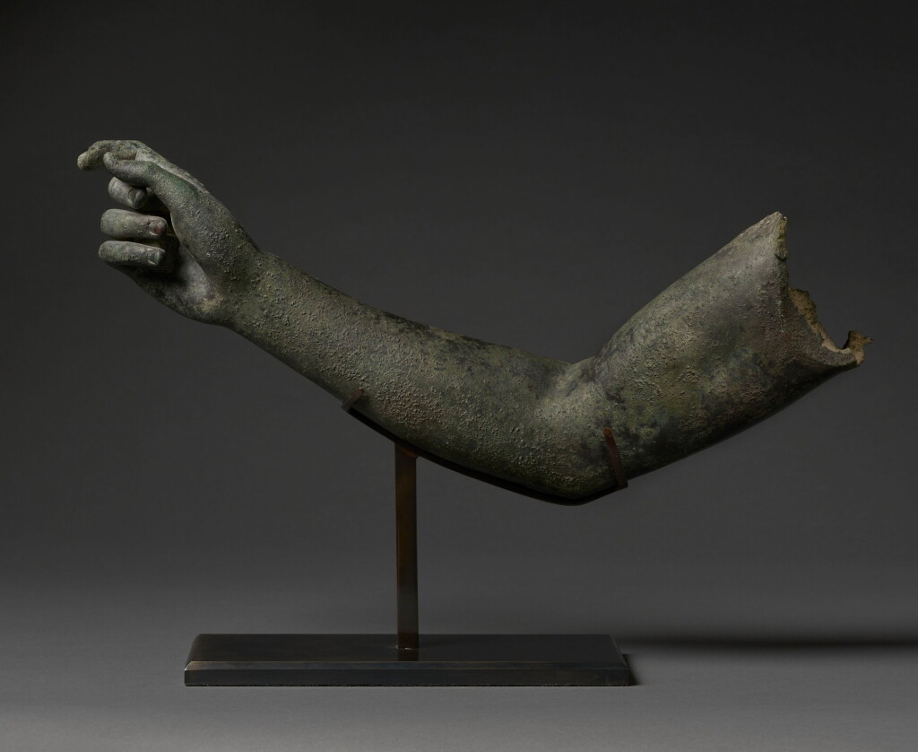 View full screen - View 1 of Lot 1. ROMAN EMPIRE | RIGHT ARM.