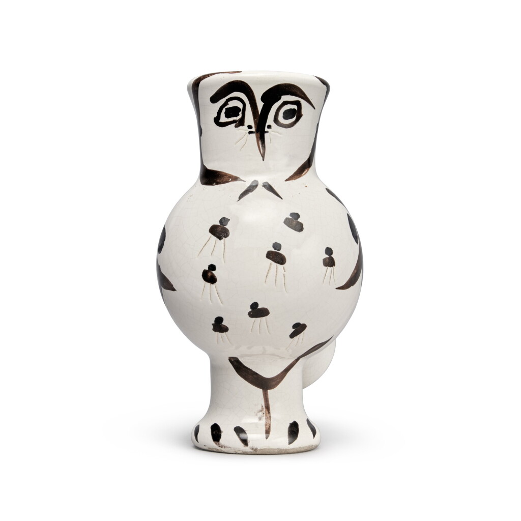 View full screen - View 1 of Lot 243. Vase chouette.
