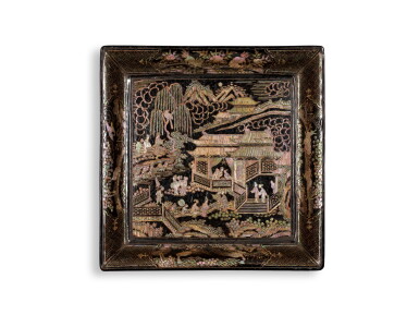 View full screen - View 1 of Lot 2127. A mother-of-pearl-inlaid black-lacquer square dish, Yuan–Ming dynasty | 元至明 黑漆嵌螺鈿樓閣人物圖四方盤.