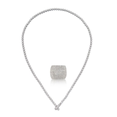 View full screen - View 1 of Lot 571. Diamond Necklace and Diamond Ring | 鑽石項鏈 及 鑽石戒指.