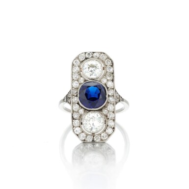 View full screen - View 1 of Lot 22. Sapphire and diamond ring (Anello con diamanti e zaffiro).