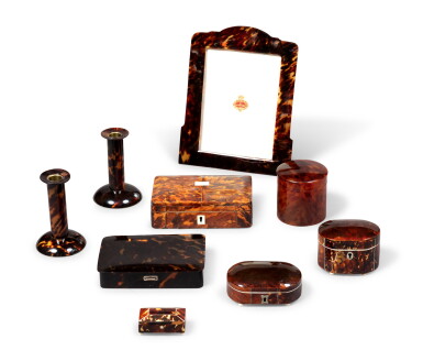View full screen - View 1 of Lot 168. A group of various tortoiseshell collectibles, most probably English or Dutch, 19th/20th century | Groupe d'objets en placage d'écaille de tortue et d'ivoire, probablement anglais ou hollandais pour la plupart, XIXe et XXe siècles.