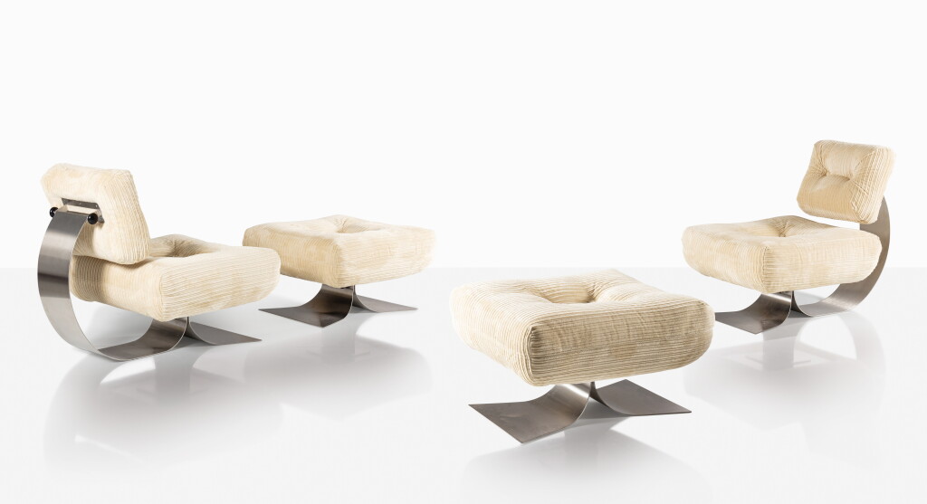 View full screen - View 1 of Lot 93. Paire de fauteuils et leurs ottomans, modèle Brazilia ON1.