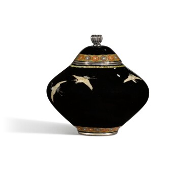 View full screen - View 1 of Lot 129. A CLOISONNE ENAMEL VASE AND COVER SIGNED KYOTO NAMIKAWA (NAMIKAWA YASUYUKI, 1845-1927), MEIJI PERIOD, 19TH CENTURY.
