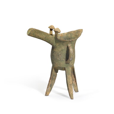 View full screen - View 1 of Lot 400. An archaic bronze ritual wine vessel (Jue), Shang dynasty | 商 青銅爵.