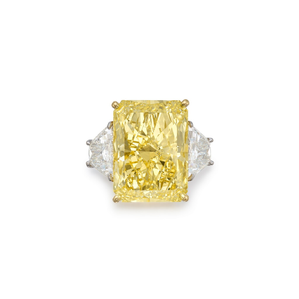 View full screen - View 1 of Lot 161. An Important Fancy Intense Yellow Diamond and Diamond Ring | 濃彩黃色鑽石及鑽石戒指.