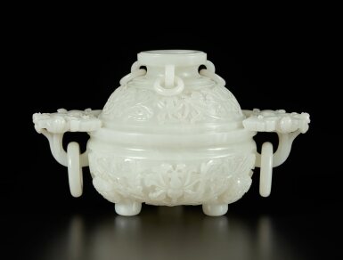 View full screen - View 1 of Lot 297. A carved white jade 'butterfly' tripod censer and cover, Late Qing dynasty | 清末 白玉雕纏枝花卉紋蝶耳活環三足蓋爐.