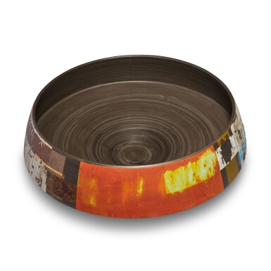 View full screen - View 1 of Lot 887. Monumental Bowl .