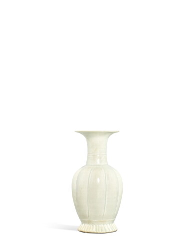 View full screen - View 1 of Lot 3734. A qingbai-glazed melon-shaped vase, Southern Song dynasty | 南宋 青白釉瓜棱瓶.