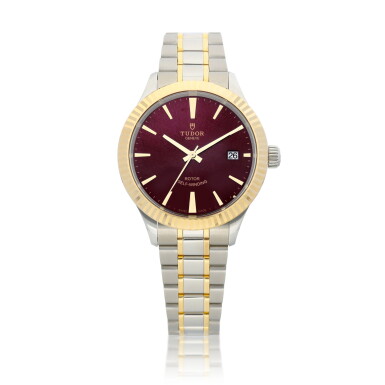 View full screen - View 1 of Lot 8254. Style, Reference M12513-0013 | A yellow gold and stainless steel wristwatch with date and bracelet, Circa 2021 | 帝舵 | Style 型號M12513-0013 | 黃金及精鋼鏈帶腕錶,備日期顯示,約2021年製.
