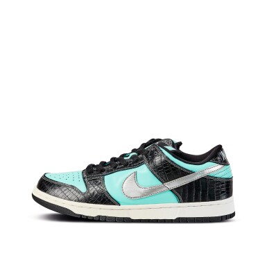 View full screen - View 1 of Lot 8614. Nike SB Dunk Low Pro Diamond Supply Co. 'Tiffany' | Size 10.