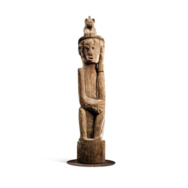 View full screen - View 1 of Lot 142. Statue hampatong, Dayak, Kalimantan, Bornéo, Indonésie | Hampatong Dayak Figure, Kalimantan, Borneo, Indonesia.