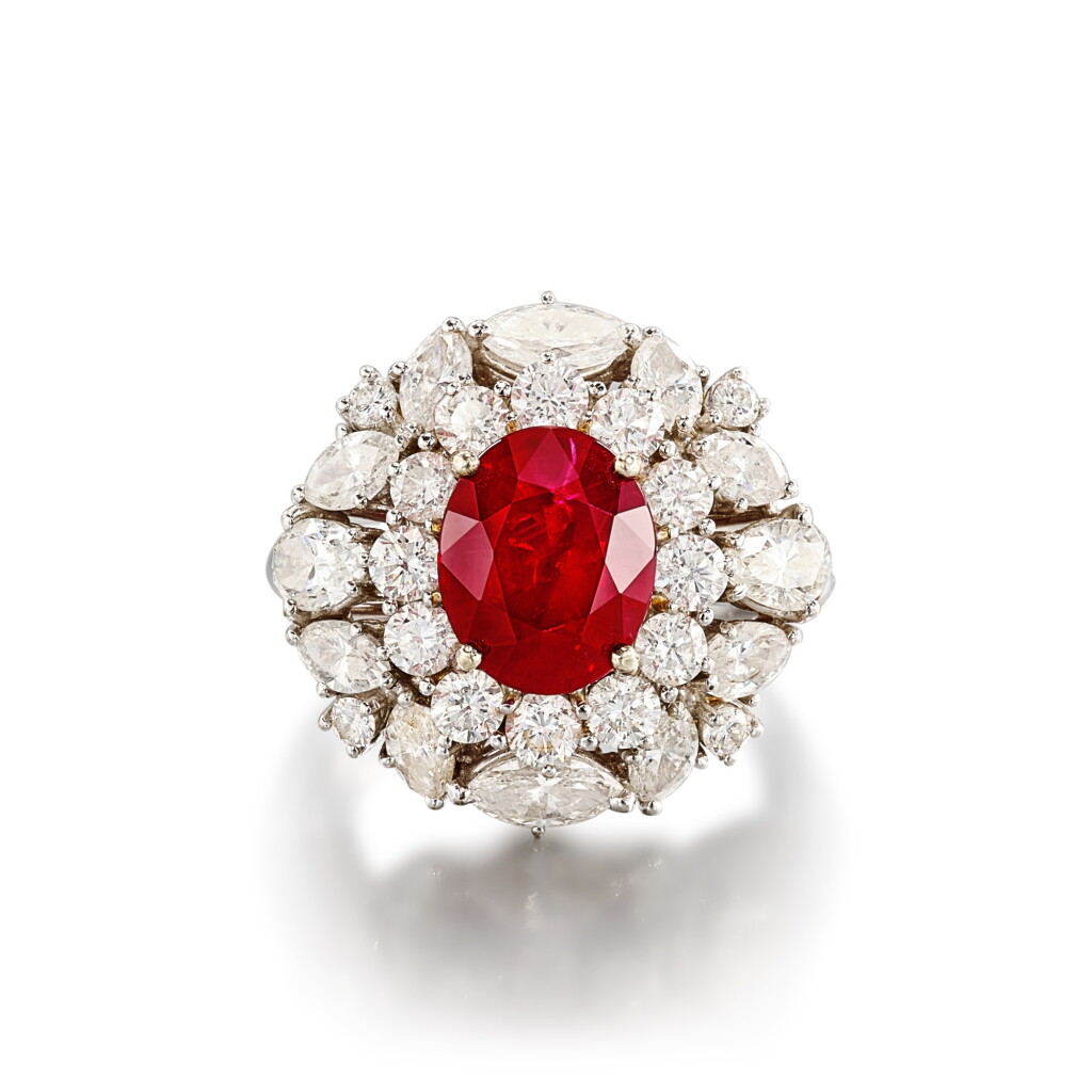 View full screen - View 1 of Lot 2891. Ruby and Diamond Ring | 紅寶石 配 鑽石 戒指.