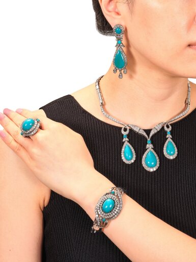 View full screen - View 1 of Lot 633. Turquoise and Diamond Parure | 綠松石 配鑽石 項鏈, 耳墜 及 戒指套裝.