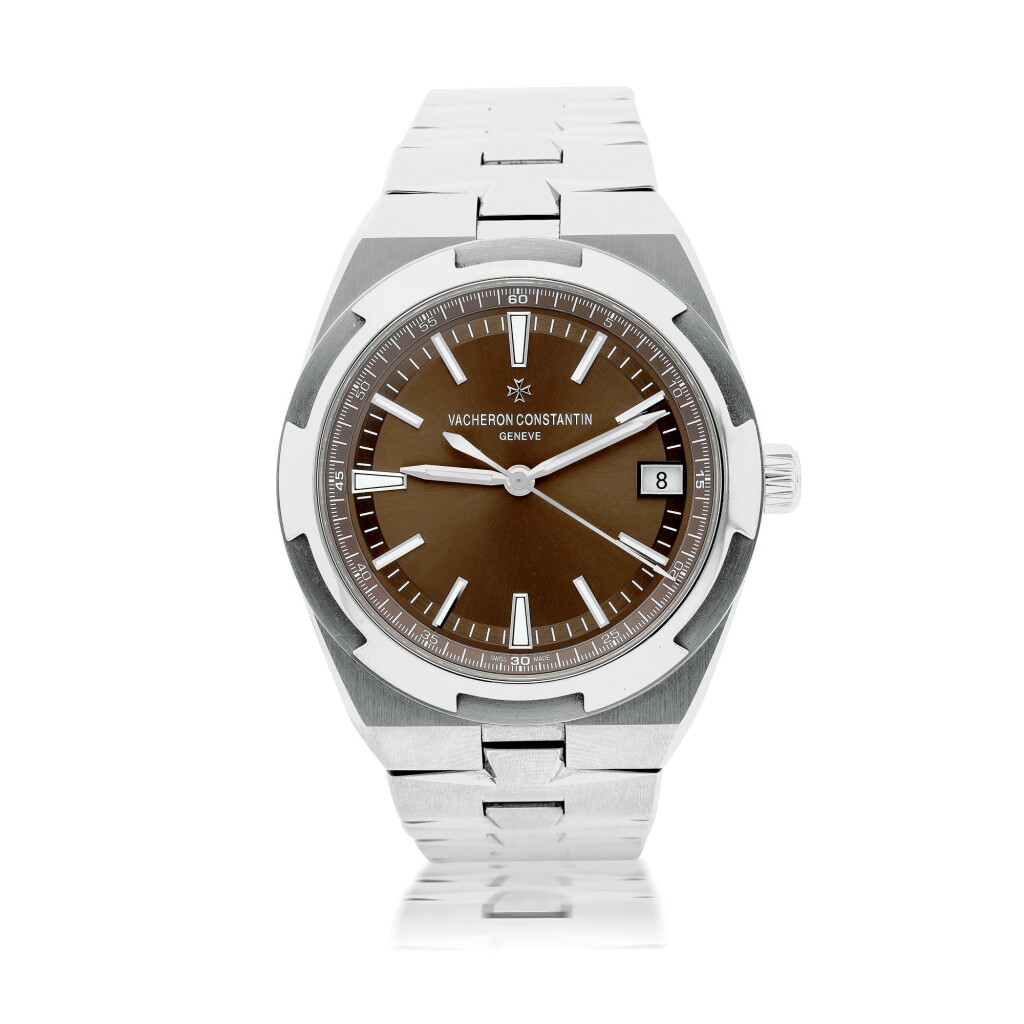 View full screen - View 1 of Lot 144. VACHERON CONSTANTIN | REFERENCE 4500V OVERSEAS A STAINLESS STEEL AUTOMATIC CENTER SECONDS WRISTWATCH WITH DATE AND BRACELET, CIRCA 2015.