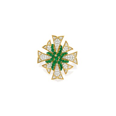 View full screen - View 1 of Lot 599. EMERALD AND DIAMOND CLIP-BROOCH, VERDURA | 祖母綠配鑽石別針,Verdura.