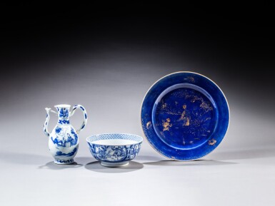 View full screen - View 1 of Lot 176. A blue and white 'figural' ewer and bowl, and a powder-blue ground gilt-decorated 'figural' dish, Transitional and Kangxi periods | 明末清初及清康熙 青花人物故事圖壺及盌 及灑藍地描金盤 一組三件.