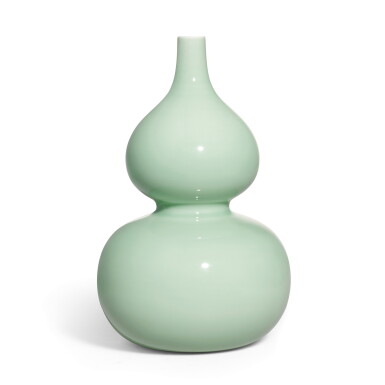 View full screen - View 1 of Lot 3628. A fine and rare celadon-glazed double-gourd vase Seal mark and period of Yongzheng | 清雍正 粉青釉葫蘆瓶 《大清雍正年製》款.