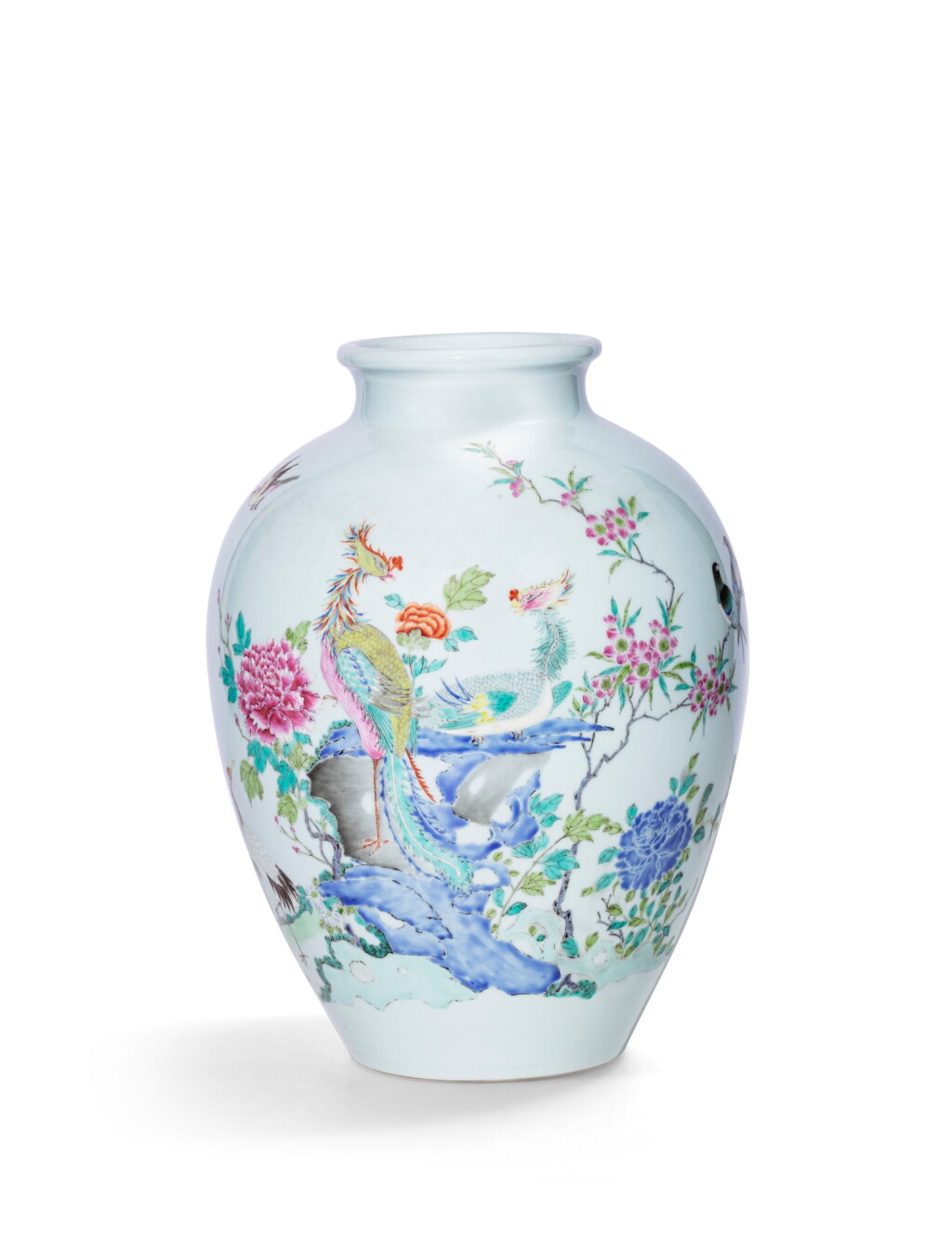 View full screen - View 1 of Lot 160. A large famille-rose 'phoenix and peony' vase 19th-20th century | 十九至二十世紀 粉彩鳳凰牡丹紋大瓶.