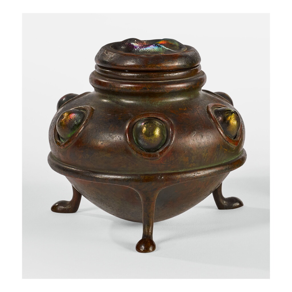 View full screen - View 1 of Lot 2. TIFFANY STUDIOS | JEWELED “TURTLE-BACK” INKSTAND.