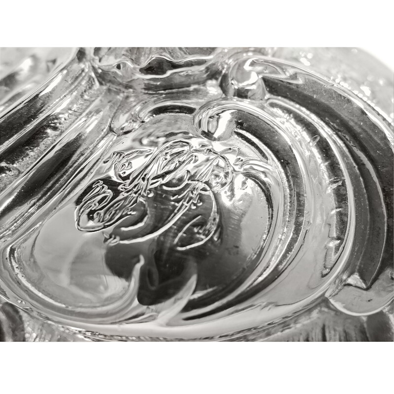 Cover image 0