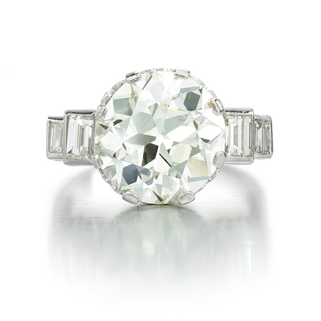 View full screen - View 1 of Lot 50. Diamond ring, 1930s.