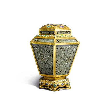 View full screen - View 1 of Lot 952. An embellished champlevé hexagonal 'lantern' vase, Late Qing dynasty / 20th century | 清末 / 二十世紀 銅鏨胎琺瑯嵌雜寶及透雕蛇紋石板燈籠式花插.