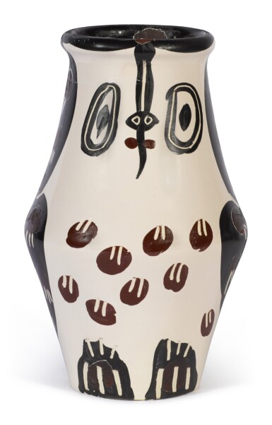 View full screen - View 1 of Lot 16. PABLO PICASSO | HIBOU MARRON NOIR (A. R. 123).