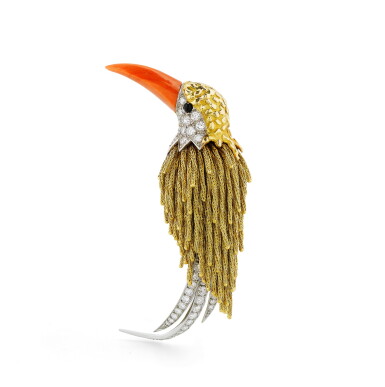 View full screen - View 1 of Lot 112. Broche corail, onyx et diamants, "Toucan" | Coral, onyx and diamond brooch, 'Toucan'.