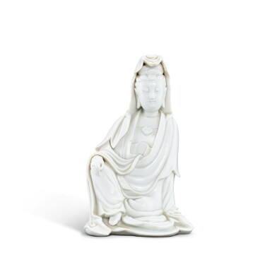 View full screen - View 1 of Lot 5608. A blanc-de-Chine figure of Guanyin, Qing dynasty, 17th - 18th century | 清十七至十八世紀 德化白瓷觀音像.