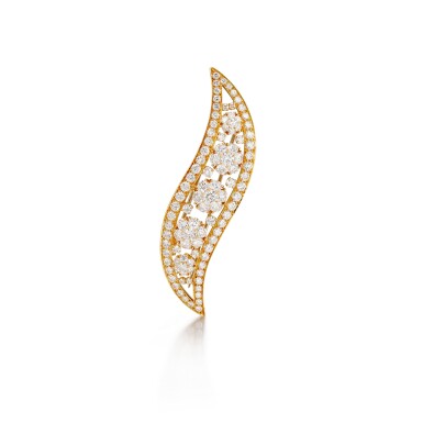 View full screen - View 1 of Lot 1631. 'Snowflake' Diamond Brooch | 梵克雅寶 | 'Snowflake' 鑽石胸針.