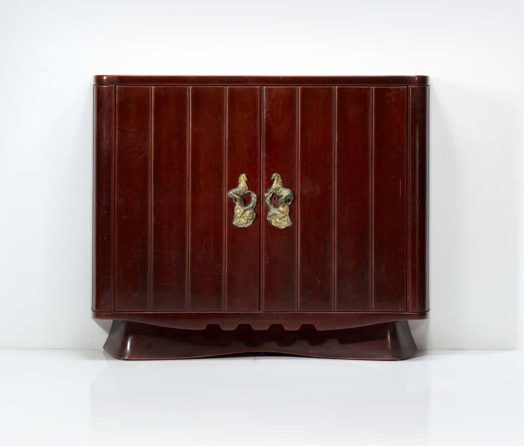 View full screen - View 1 of Lot 54. Sideboard, model n. 6542.