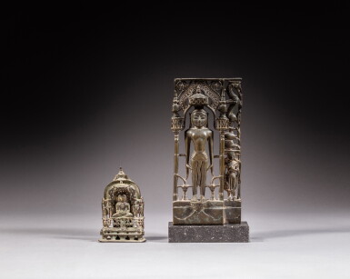 View full screen - View 1 of Lot 90. A bronze Jain figure of Tirthankara on a throne and a bronze Jain shrine, India, 16th century | 印度 十六世紀 銅蒂爾丹嘉拉立像 及 銅耆那神龕一組兩件.