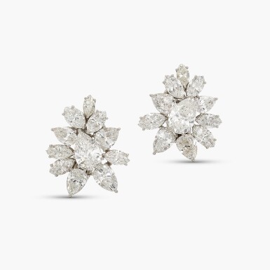 View full screen - View 1 of Lot 215. Diamonds Earclips.