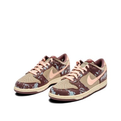 View full screen - View 1 of Lot 26. Nike Dunk Low Pro Premium 'Splatter' Sample | Size 10.5.