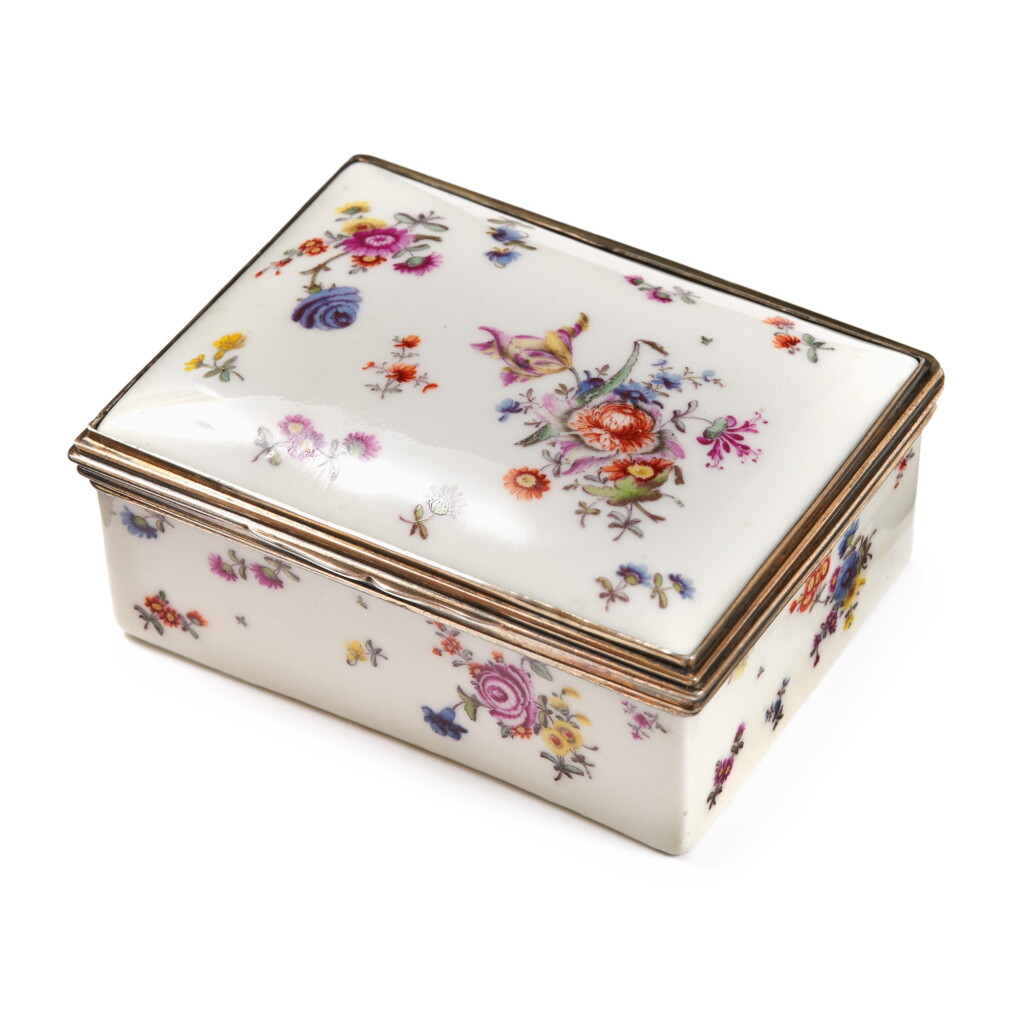 View full screen - View 1 of Lot 1105. A German porcelain silver-gilt-mounted snuff box, possibly Frankenthal, mid-eighteenth century.