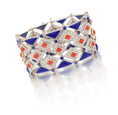 View full screen - View 1 of Lot 69. Coral, Lapis lazuli, diamond e sapphire bracelet (Bracciale in corallo, lapislazzuli, diamanti e zaffiri).