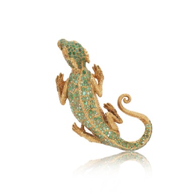 View full screen - View 1 of Lot 1133. Gold and emerald brooch, 1970s.