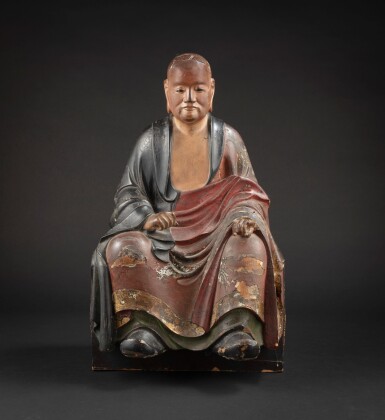 View full screen - View 1 of Lot 231. A large painted wood seated monk Japan, Edo period, 18th-19th century | 日本 江戶時代 十八至十九世紀 彩繪木雕和尚坐像.
