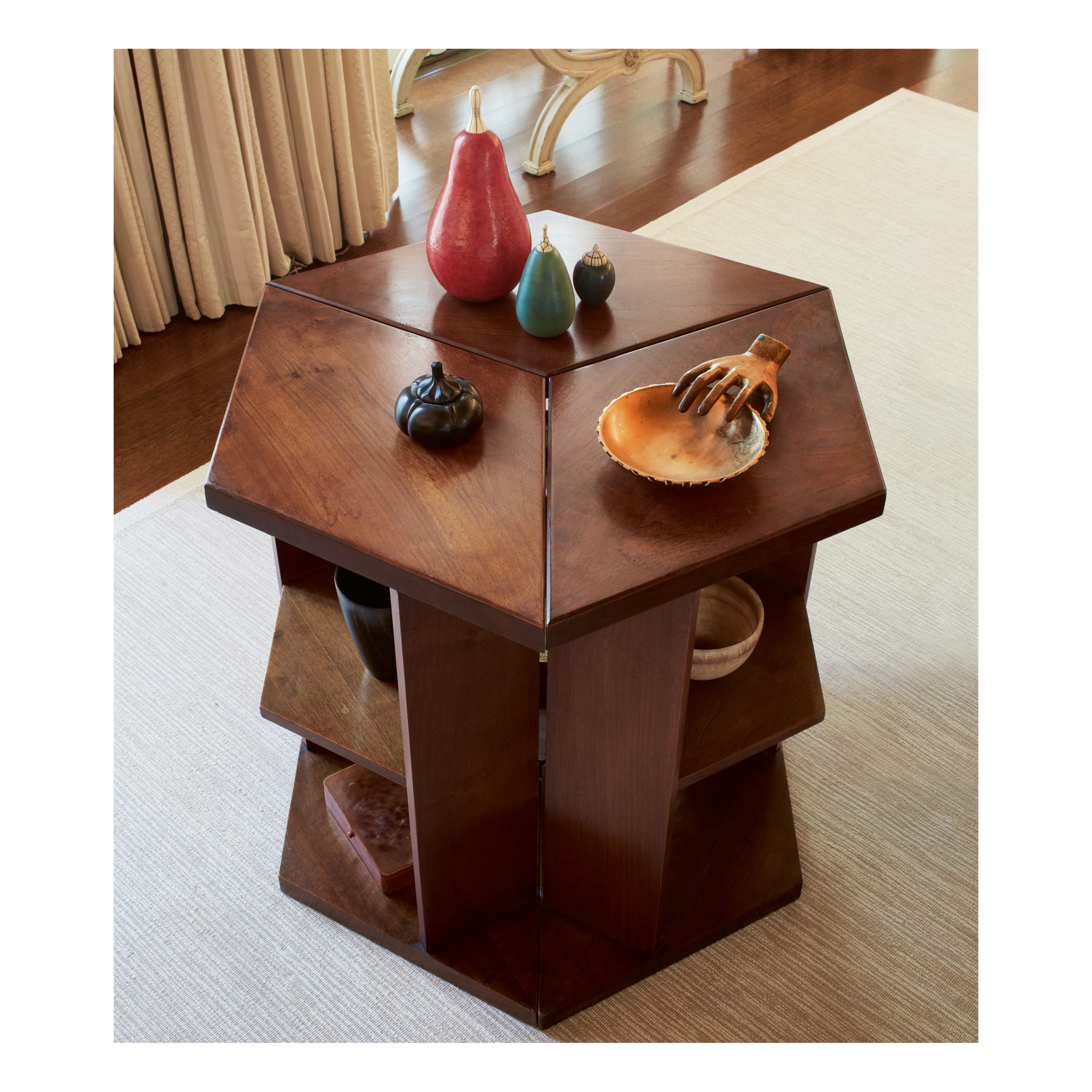 EUGÈNE PRINTZ TABLEBIBLIOTHÈQUE Marc Jacobs A Life of Design 20th Century Design Sotheby's