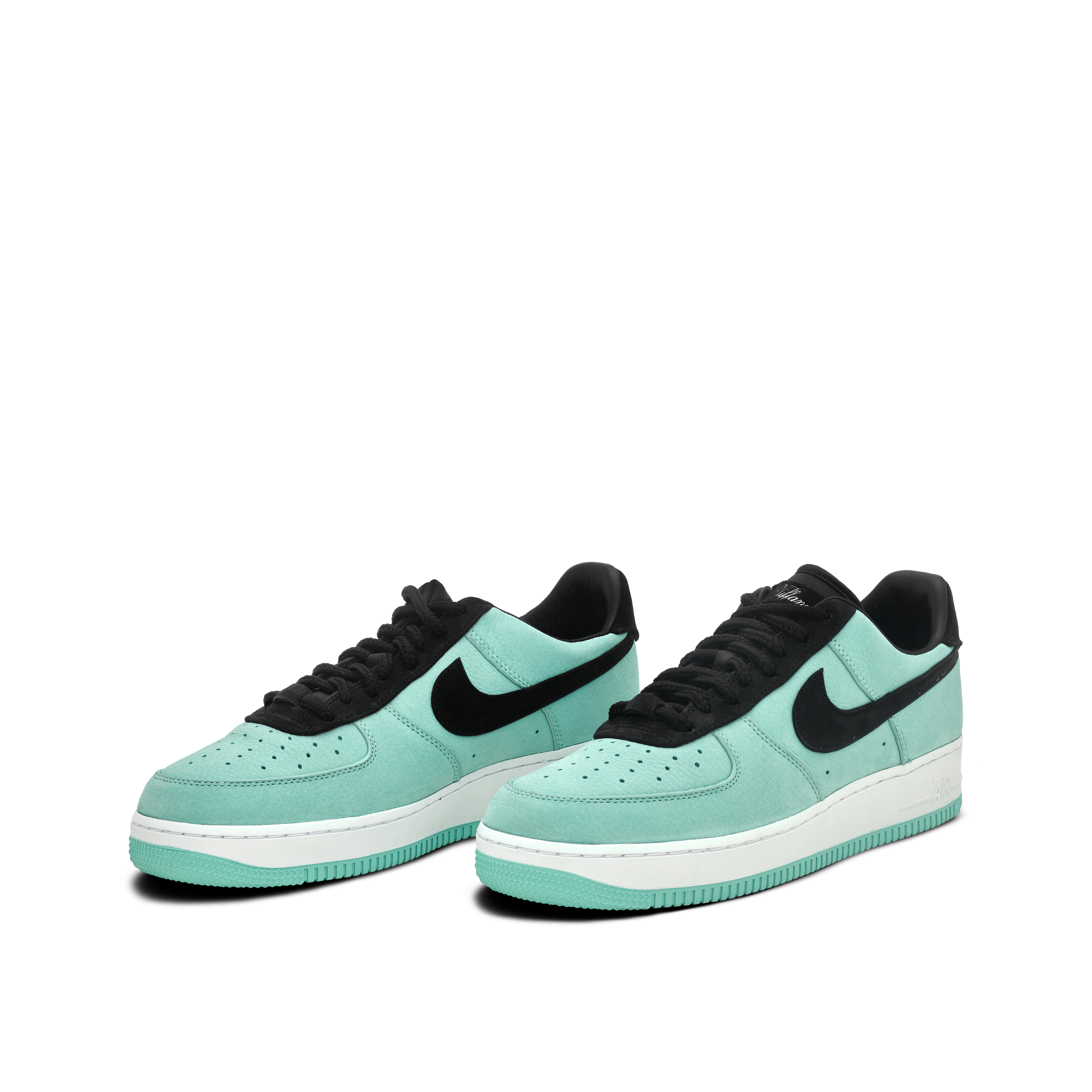 D*a様 Tiffany & Co. × Nike Air Force 1 18 Nike and Tiffany & Co. to launch US$400 sneakers: the Air