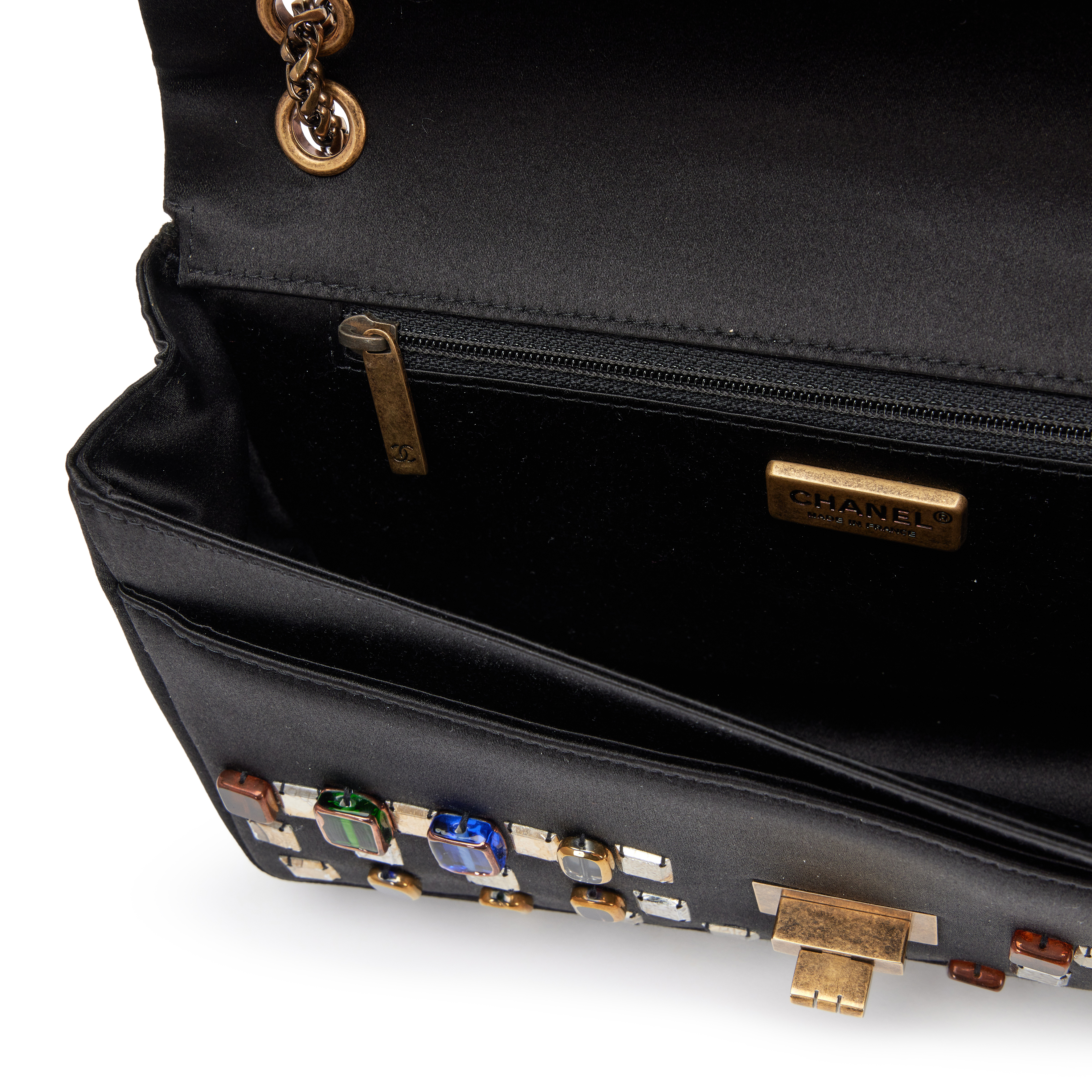 Chanel Black Satin Paris-Byzance Gripoix Bijoux 2.55 Reissue 225