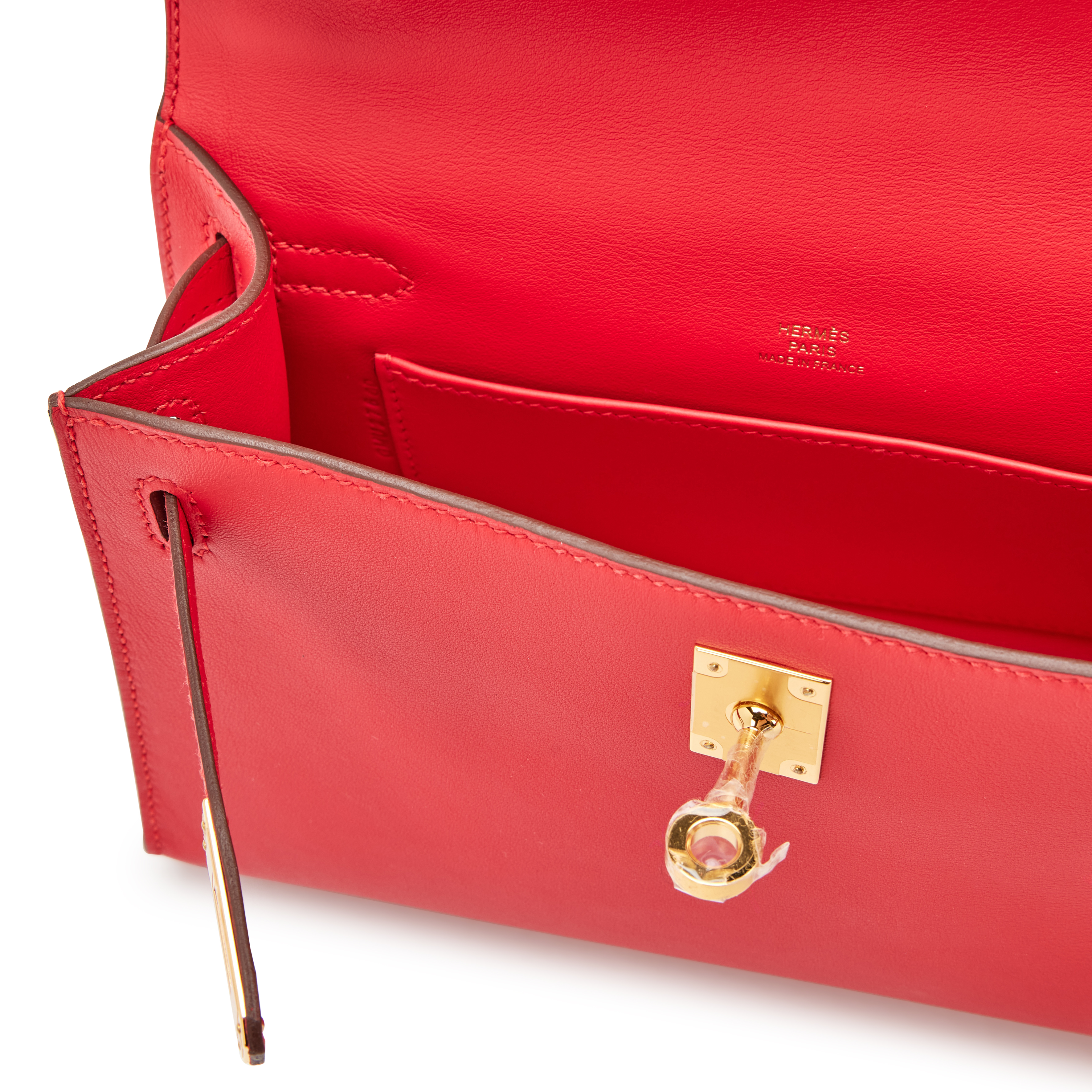 Hermès Rouge Radieux Swift Kelly Pochette Gold Hardware, 2026