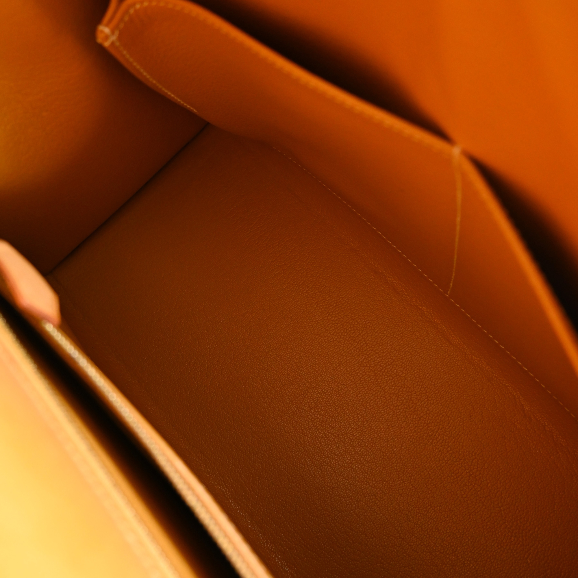 Hermès Vintage Natural Sable Chamonix Kelly 28 Sellier Gold