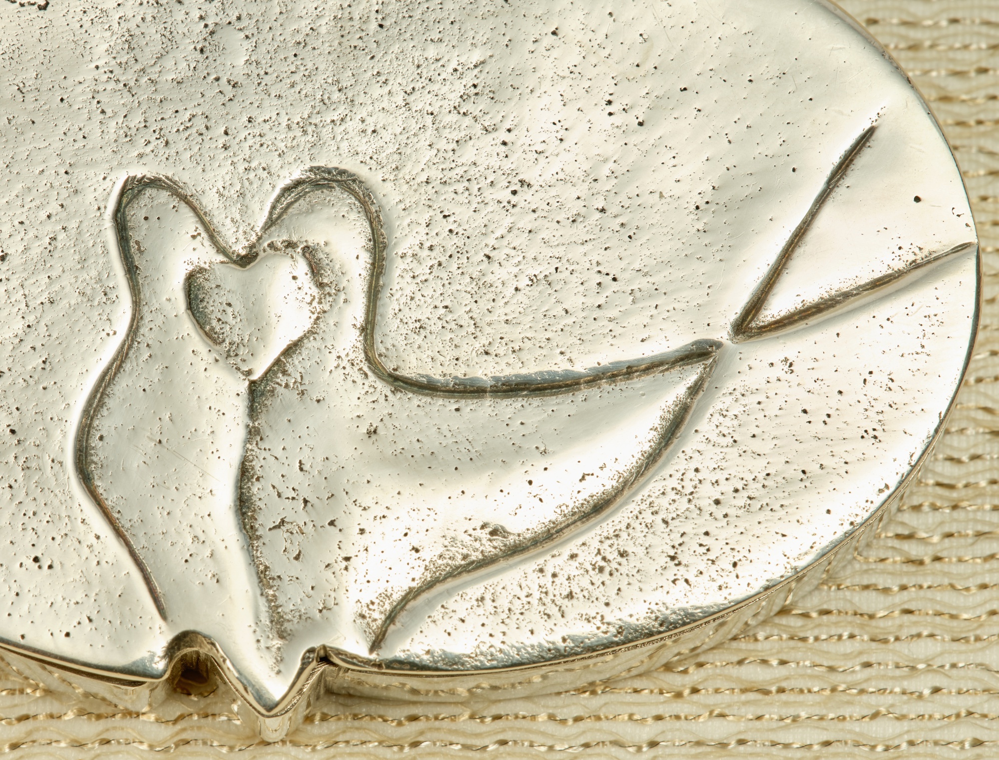 "Deux Pigeons S'aimaient d'Amour Tendre" Compact | Poetry and Passion